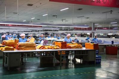 2019 與孚日攜手，在服裝輔料制造領域的勇毅篤行